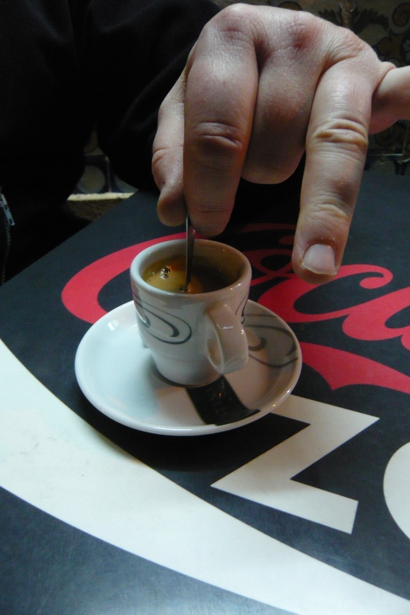 Bica, Galao und andere portugiesische Kaffee-Köstlichkeiten